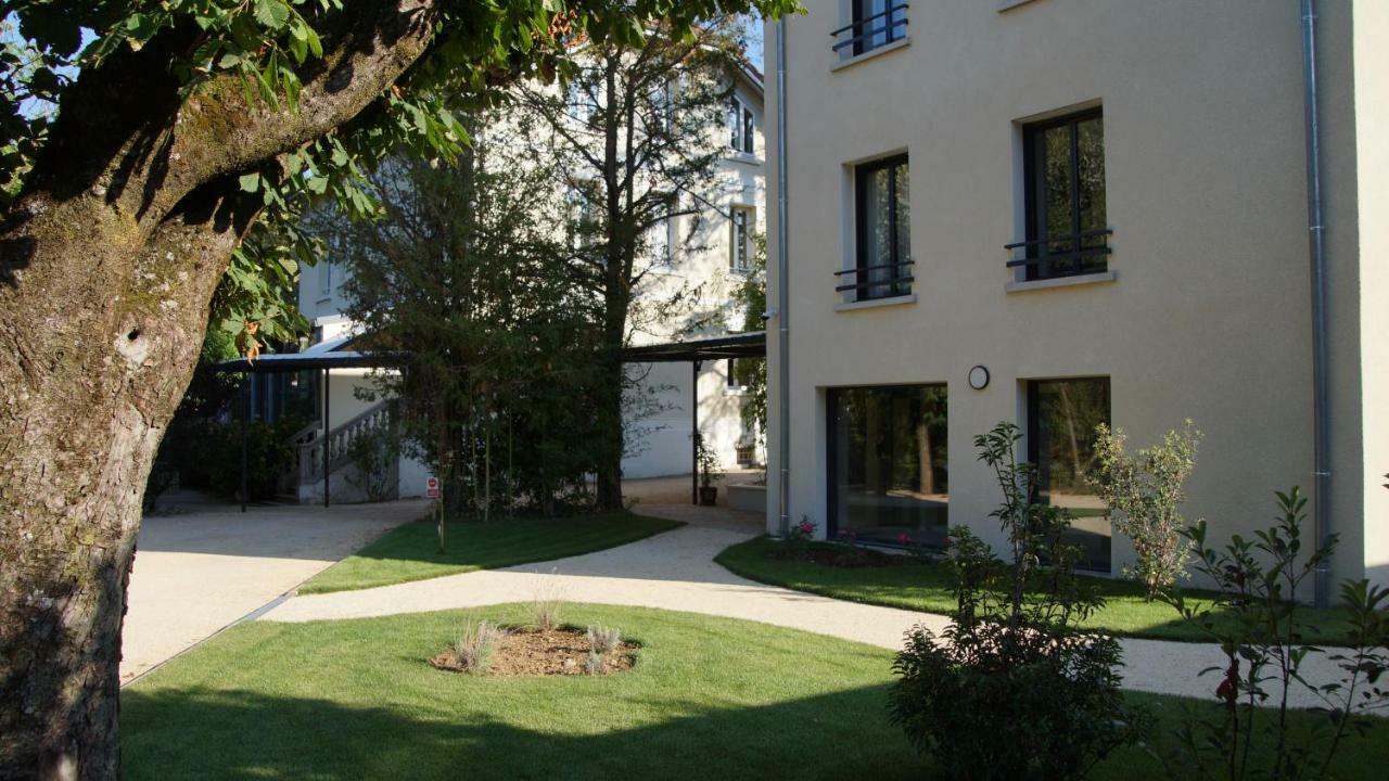 Hotel De Charme L'Oree Du Parc Romans-sur-Isere Bagian luar foto